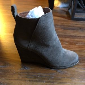 NWT Lucky brand gray wedge bootie